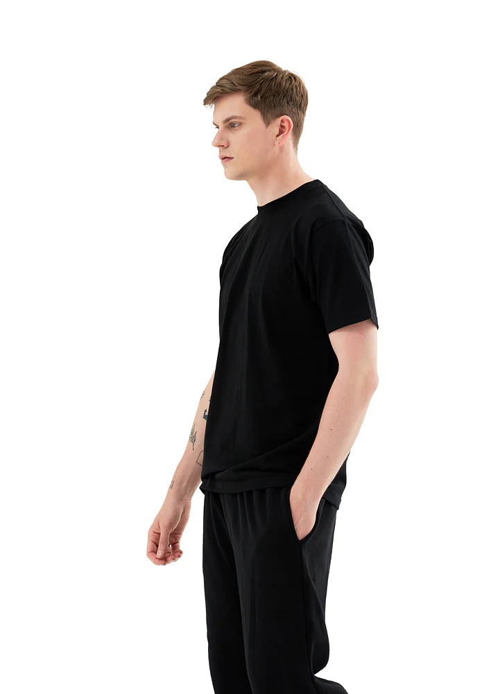 +82Gallery Ultra Premium Heavy Blend Short Sleeve T-Shirt w/ Print